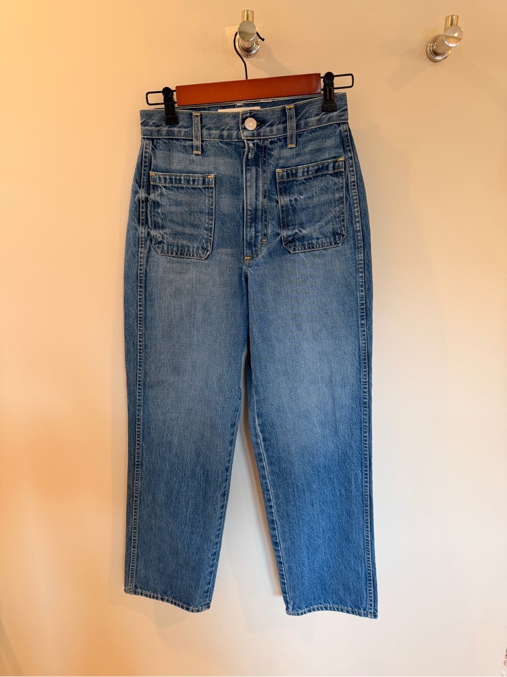 AMO Straight Leg High-Rise Jeans - Light Blue